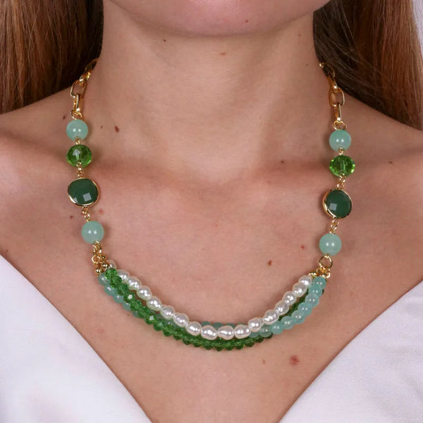 Collana in Metallo con perle verdi e multfilo pendente — collezione doge
