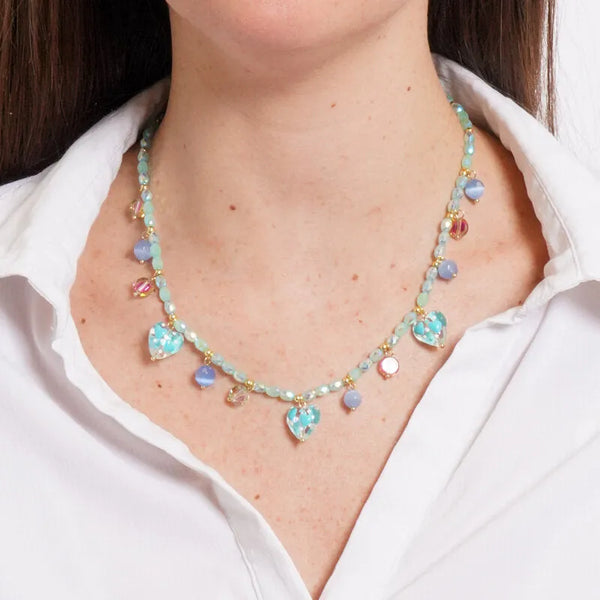 Collana in Metallo Collana verde, cuoricini colorati pendenti — collezione golden murano