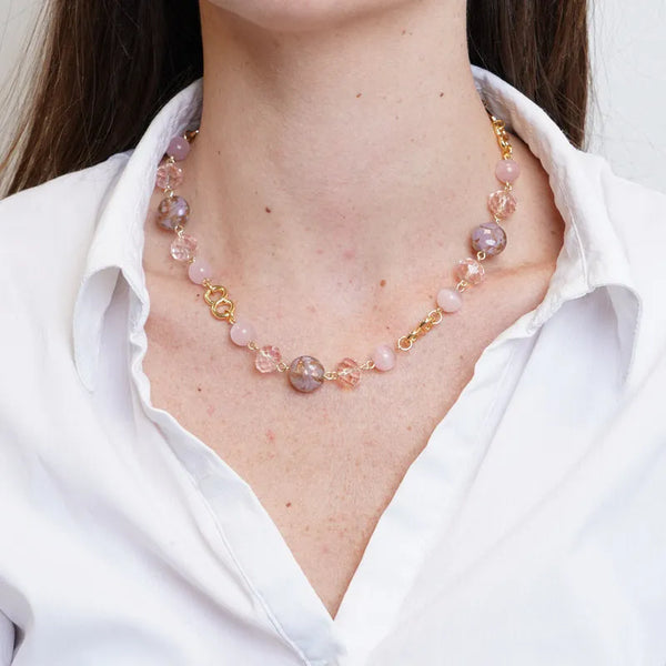 Collana in Metallo con cristalli rosa ispirati al vetro di Murano — collezione gondola