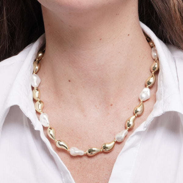 Collana in Metallo perle irregolari e gocce — collezione oro veneziano