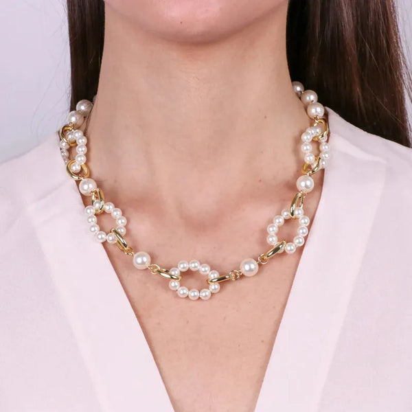 Collana in Metallo girocollo con perle e dettagli catene oro — collezione palazzo ducale