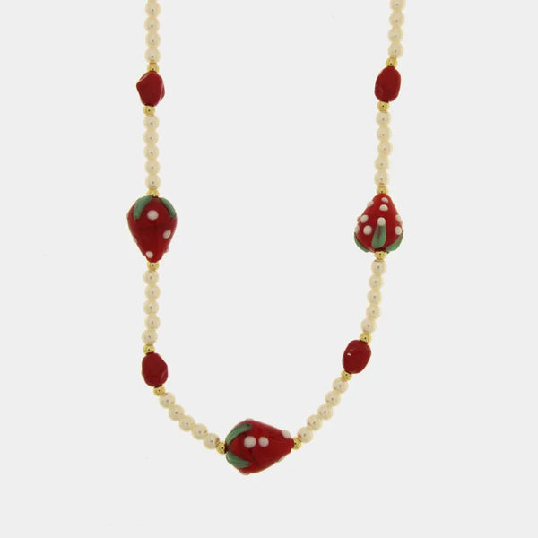 Collana in Metallo con fragole rosse pendenti Murano Stone — collezione soffi di laguna