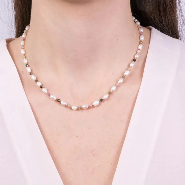 Collana in Metallo con perle e pietre naturali colorate — collezione Sospiri
